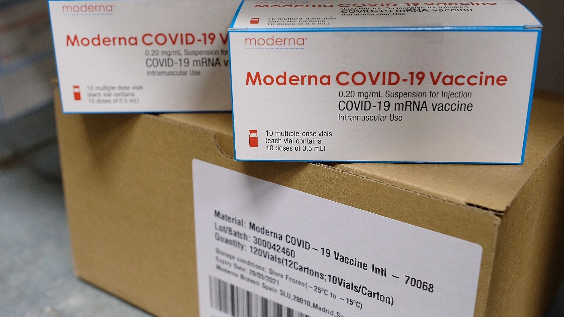 Las primeras dosis de la vacuna de Moderna contra la Covid-19 llegaron a España el pasado martes