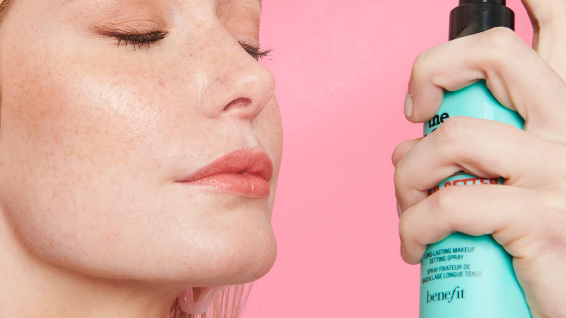 El fijador de maquillaje que impide que manches la mascarilla y difumina los poros El fijador de maquillaje que impide que manches la mascarilla y difumina los poros
