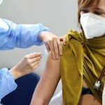 Vacunación a sanitarios frente a la Covid con el compuesto de PfizerGOBIERNO DE ASTURIAS11/01/2021
