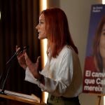 La cabeza de lista de En Comú Podem en las elecciones catalanas del 14-F, Jéssica Albiach, durante la rueda de prensa de presentación del lema de su campaña