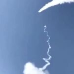 Imagen del vídeo sin verificar que circula en las redes sociales que asegura que muestra la explosión en el cielo sobre Riad