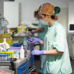 Imagen de una sanitaria en un hospital