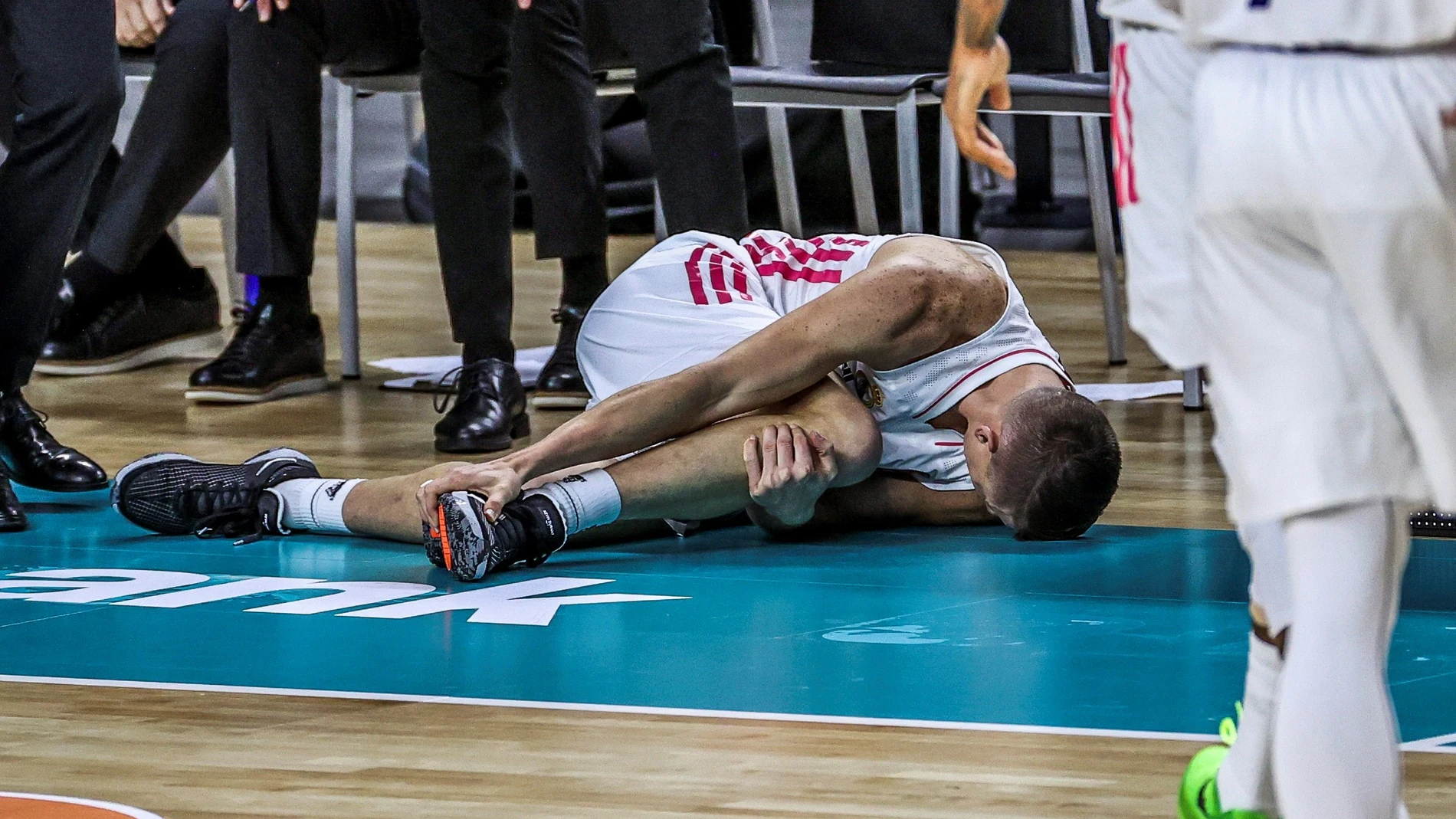 Jaycee Carroll, tras lesionarse