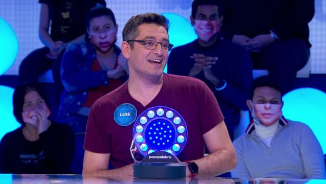 Luis de Lama, durante «La pista musical» en un programa de «Pasapalabra»
