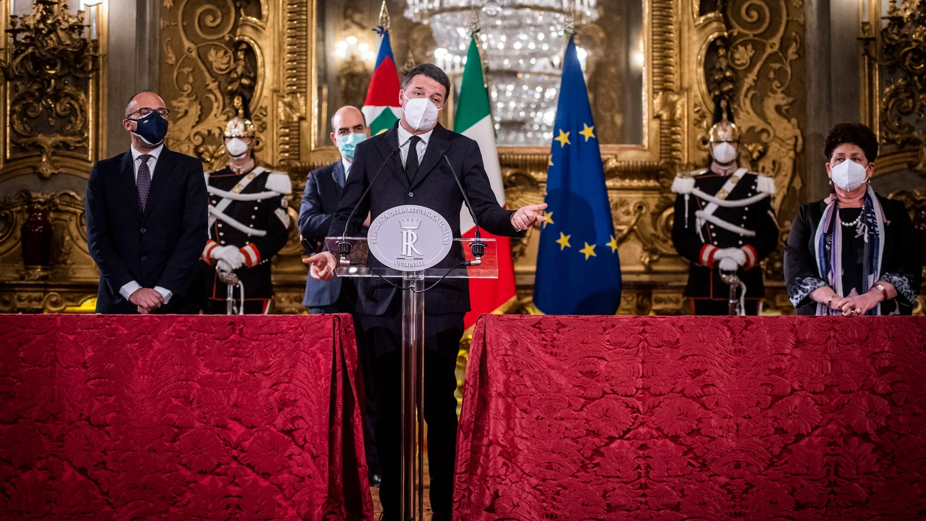 Renzi comparece junto a otros líderes del partido Italia Viva