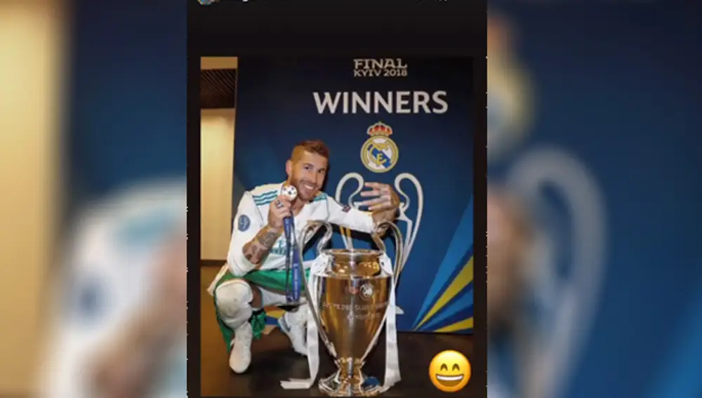 Imagen que Sergio Ramos subió a Instagram con la Champions ganada en 2018.