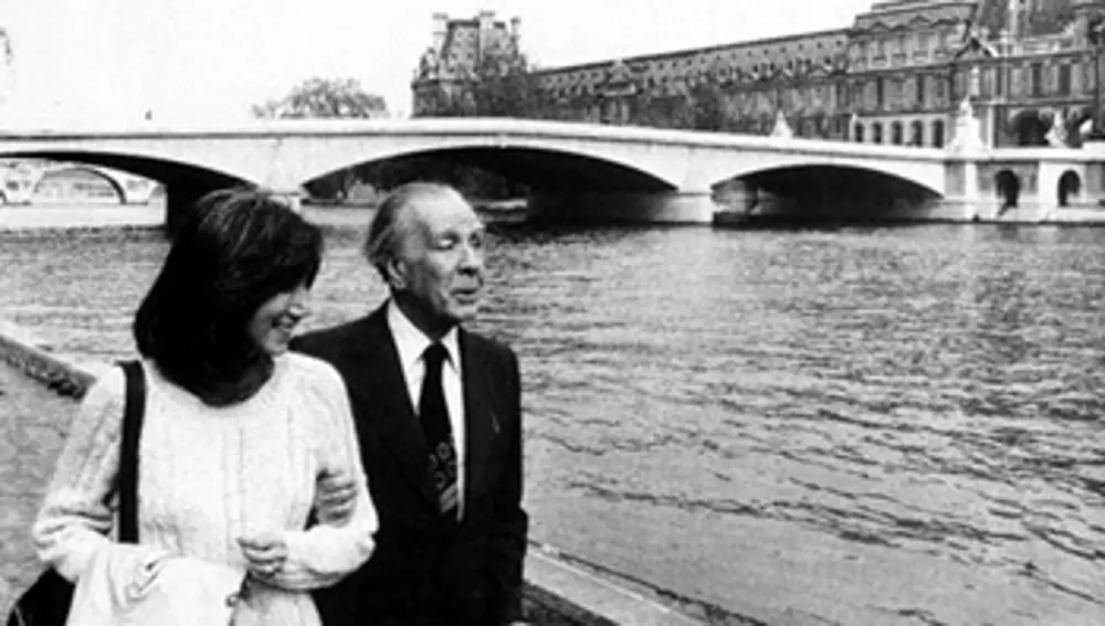 Borges con María Kodama en Sevilla