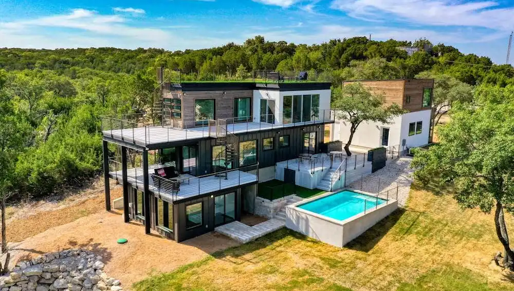 Casa contenedor de lujo en Lago Vista, Texas.