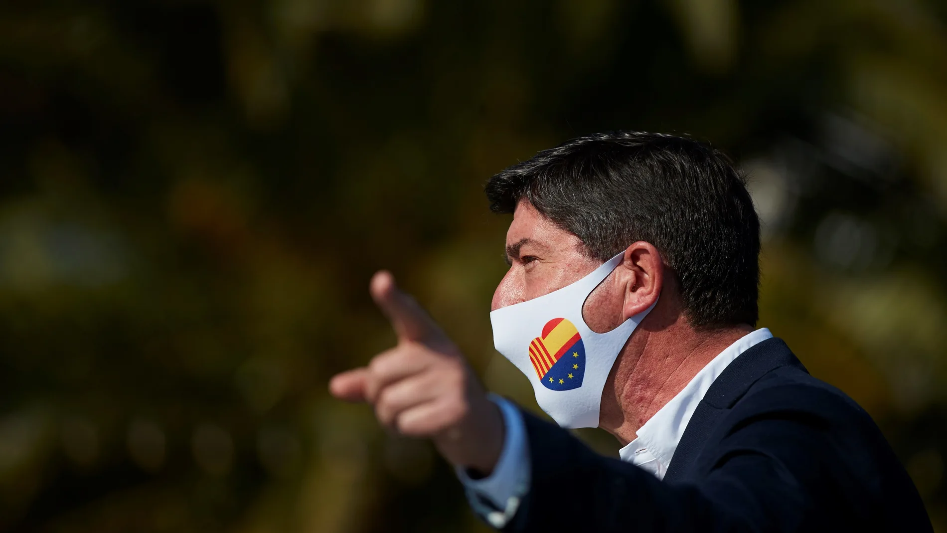 El vicepresidente de la Junta de Andalucía, Juan Marín, durante el acto electoral que se llevó a cabo el pasado 4 de febrero junto al candidato de Ciudadanos a la presidencia de la Generalitat, Carlos Carrizosa, en Barcelona