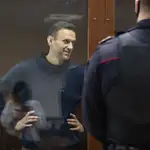 El líder de la oposición rusa Alexei Navalni durante la audiencia de un caso por difamación en Moscú