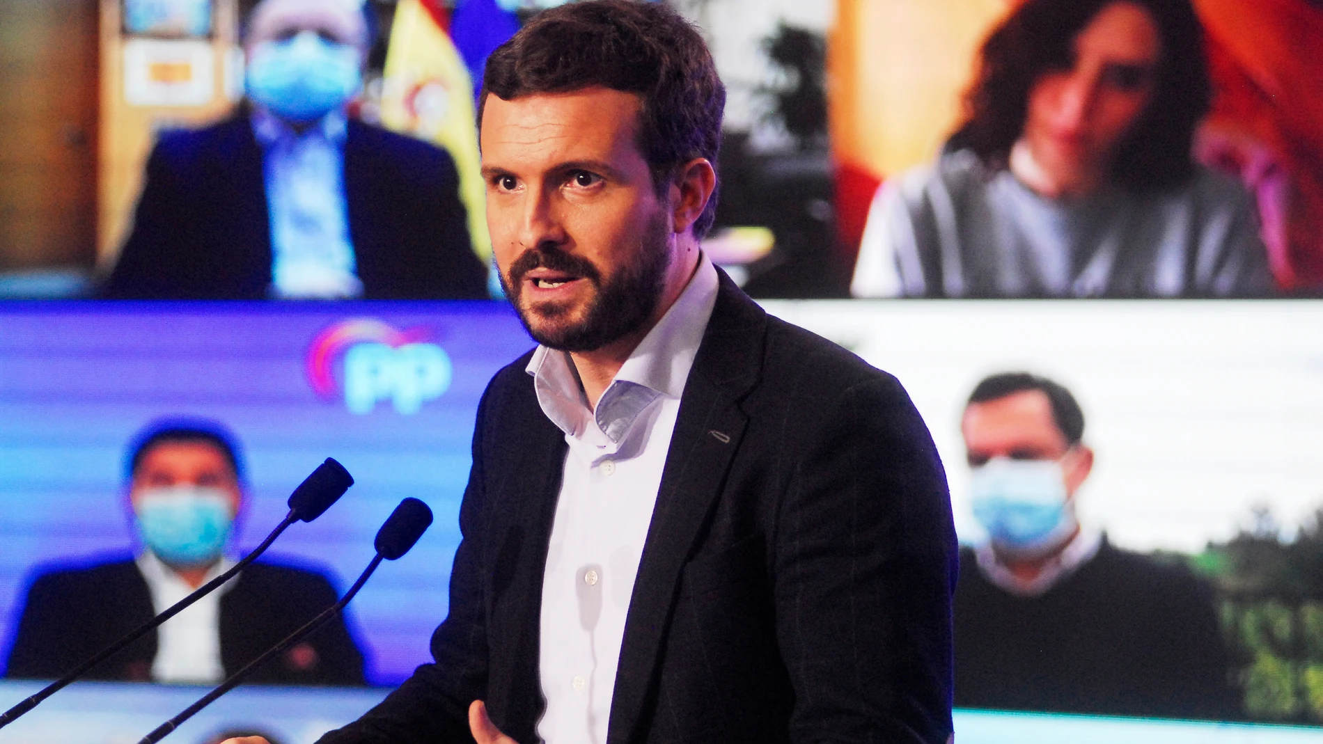 El presidente del Partido Popular, Pablo Casado durante un acto central de campaña electoral en L'Hospitalet de Llobregat en Barcelona