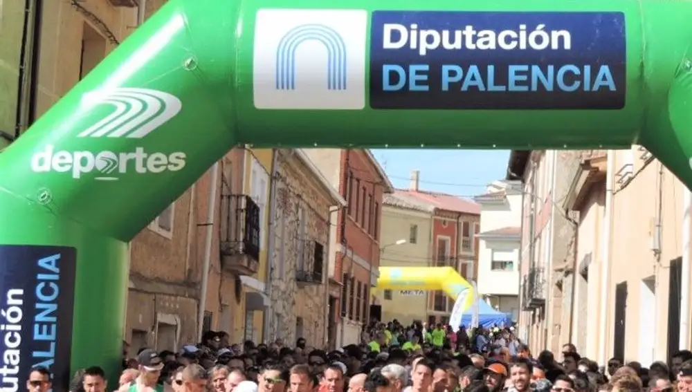 Imagen de la salida de una de las carreras de 'Palencia legua a legua' que se han suspendido por el COVID-19.