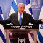 El primer ministro Benjamin Netanyahu durante una rueda de prensa conjunta con su homólogo greigo, Kyriakos Mitsotakis, después de su vista