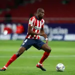 Geoffrey Kondogbia con el Atlético de Madrid.