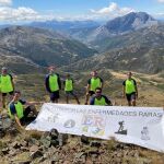 Miembros de la Asociación En Ruta por las Enfermedades Raras en el Alto del Tío celestino de la Montaña Palentina
