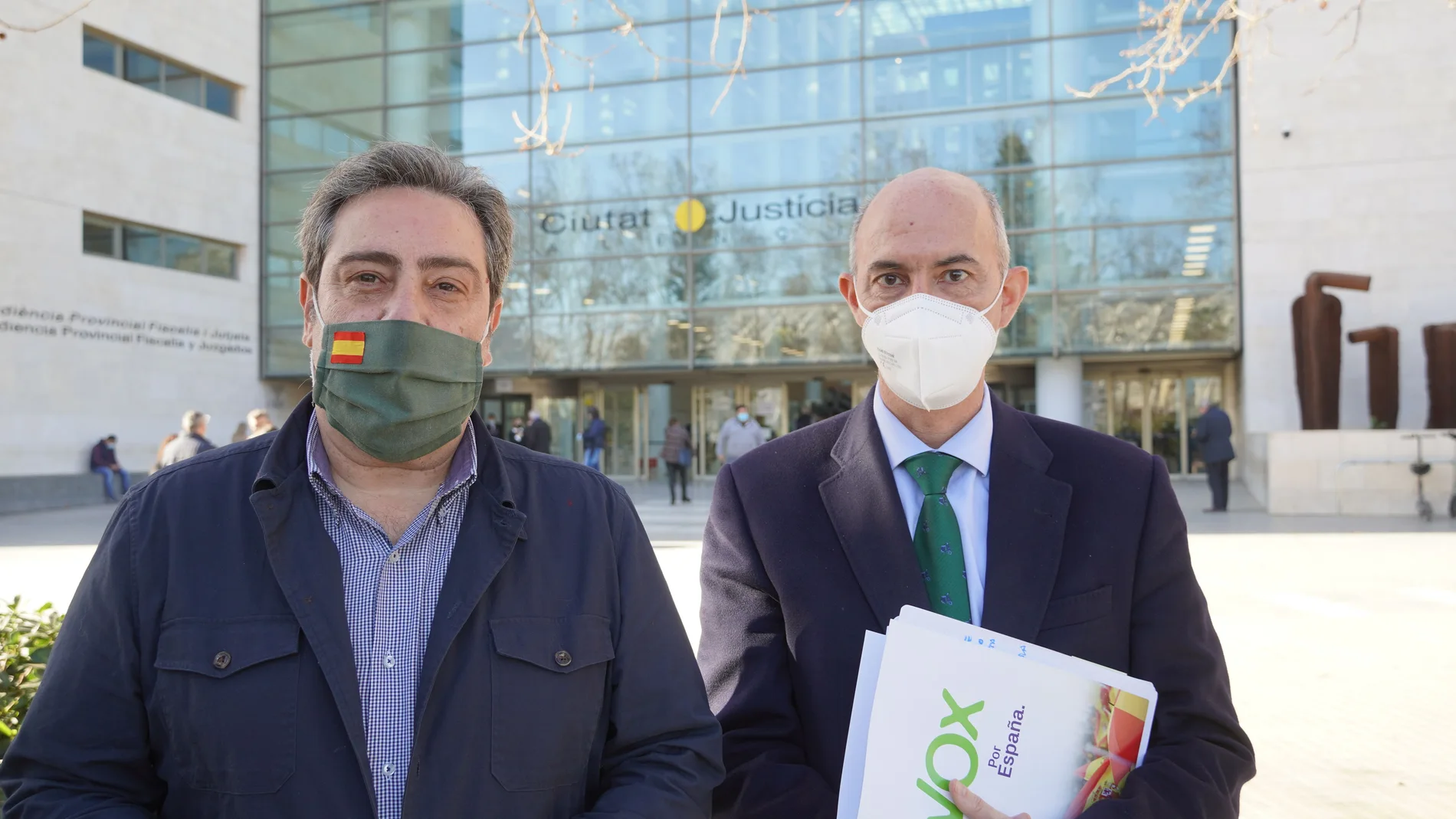 José María Llanos y Pepe Gosálbez, en la Ciudad de la Justicia de Valencia