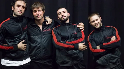 Frankie, Fernando, Jorge y Tommy son Camellos, que presentan "Calle para siempre"