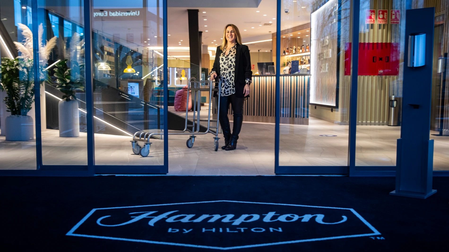 Ana Chivite, la directora del Hotel Hampton by Hilton de Alcobendas, uno de los pocos que se han inaugurado durante la pandemia