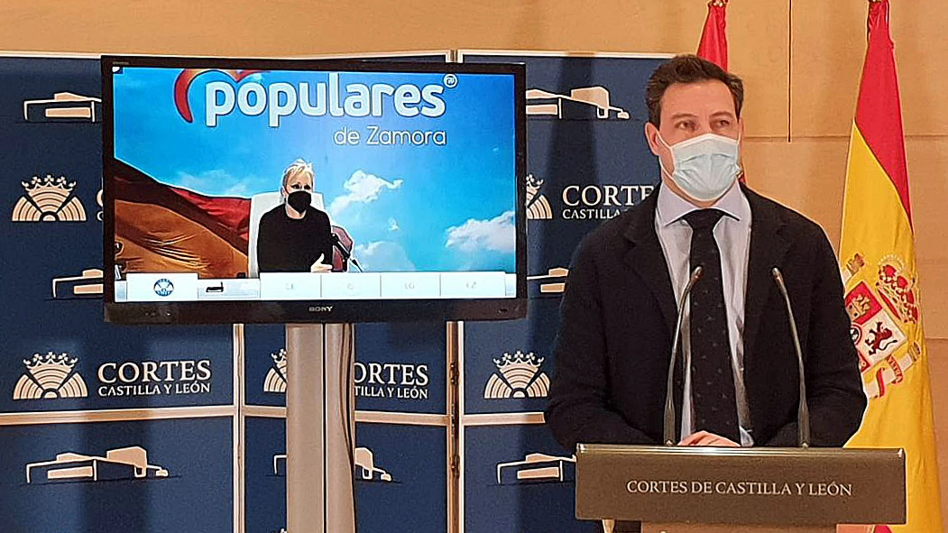 El portavoz del Grupo Popular en las Cortes regionales, Raúl de la Hoz, pide al Gobierno ayuda para Monte La Reina