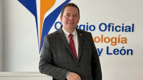 El decano-presidente del Colegio de Psicología de Castilla y León, Jaime Gutiérrez