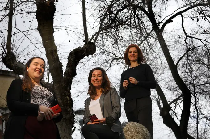 Tres mujeres ganan una maratón de hackers contra la Covid en Las Rozas