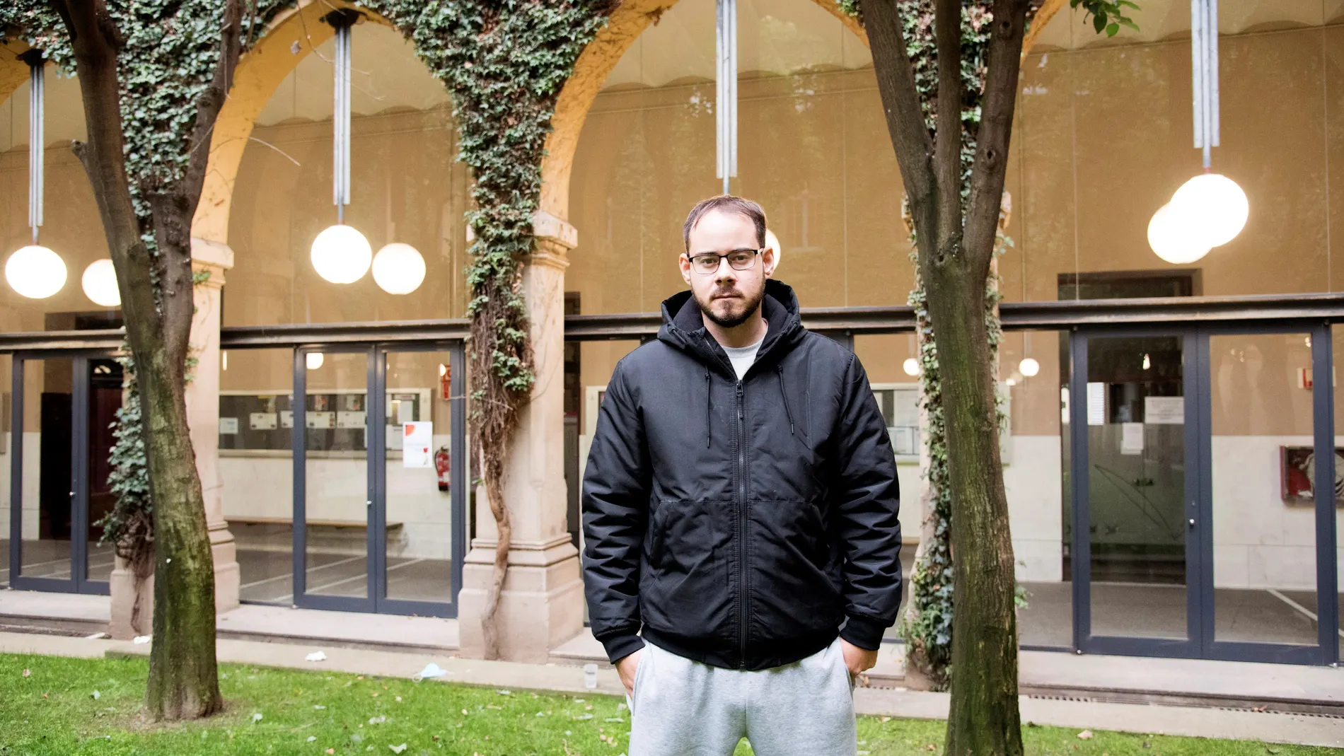 El rapero leridano Pablo Hasél se ha encerrado en el edificio del rectorado de la Universidad de Lleida