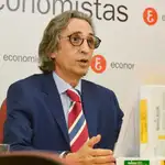 El decano-presidente del Colegio de Economistas de Valladolid, Palencia y Zamora (Ecova), Juan Carlos de Margarida