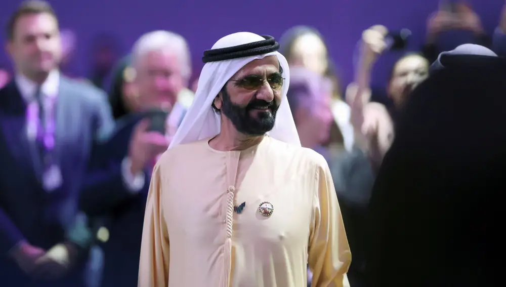 El emir de Dubái y primer ministro de Emiratos Árabes Unidos durante un foro sobre mujeres internacional en Dubái el año pasado