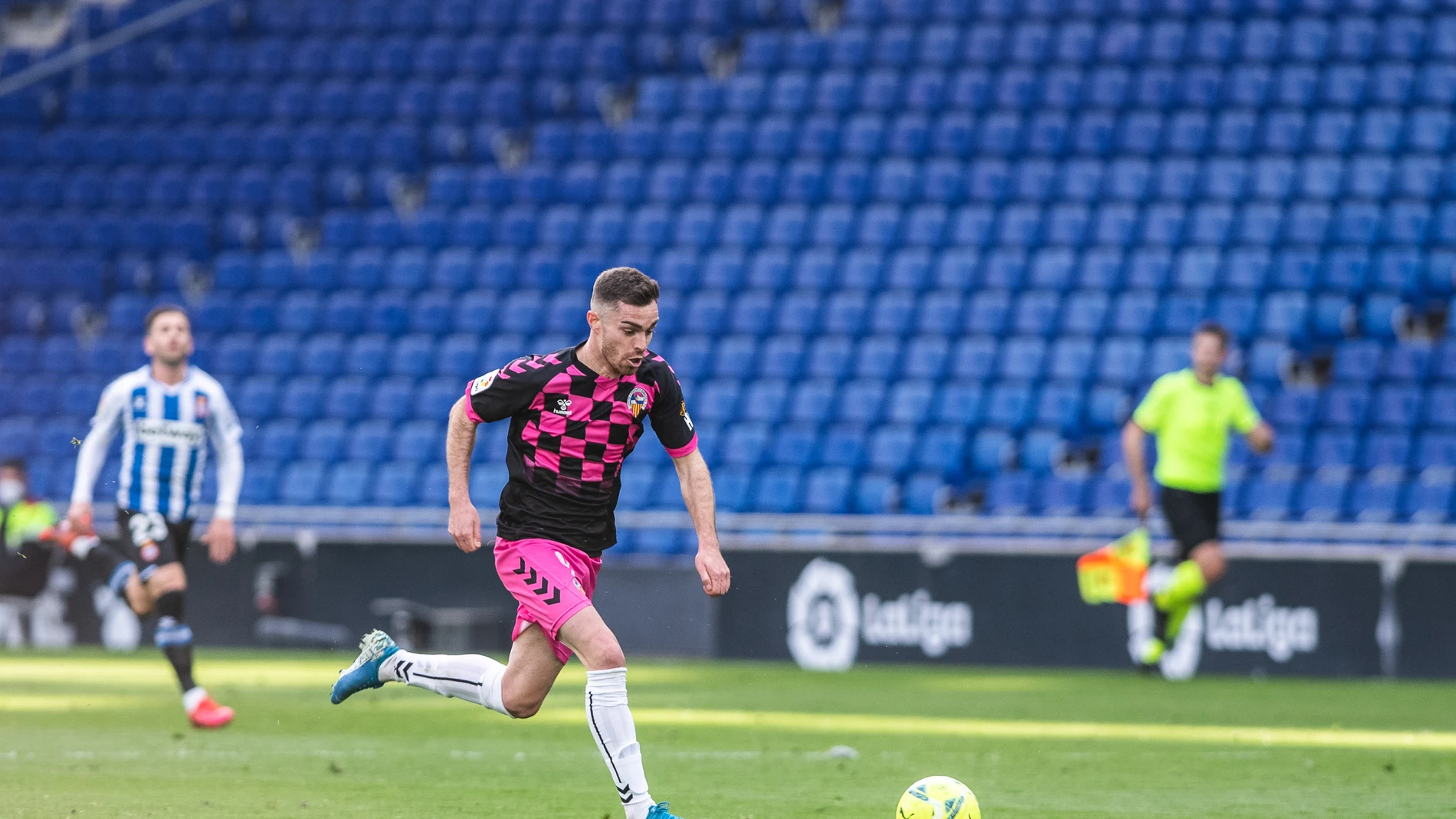 Juan Hernández con el Sabadell.