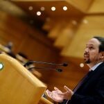 Pablo Iglesias y su feo al Rey
