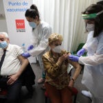Vacunación centro de salud del Barrio del Pilar