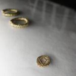 El Museo Arqueológico de Córdoba expone hasta el próximo junio el llamado "Tesoro de la Amarguilla", un "excepcional" conjunto de piezas de orfebrería de la época califal cordobesa del siglo XI y cuyo hallazgo ha sido posible tras las búsqueda a través de internet