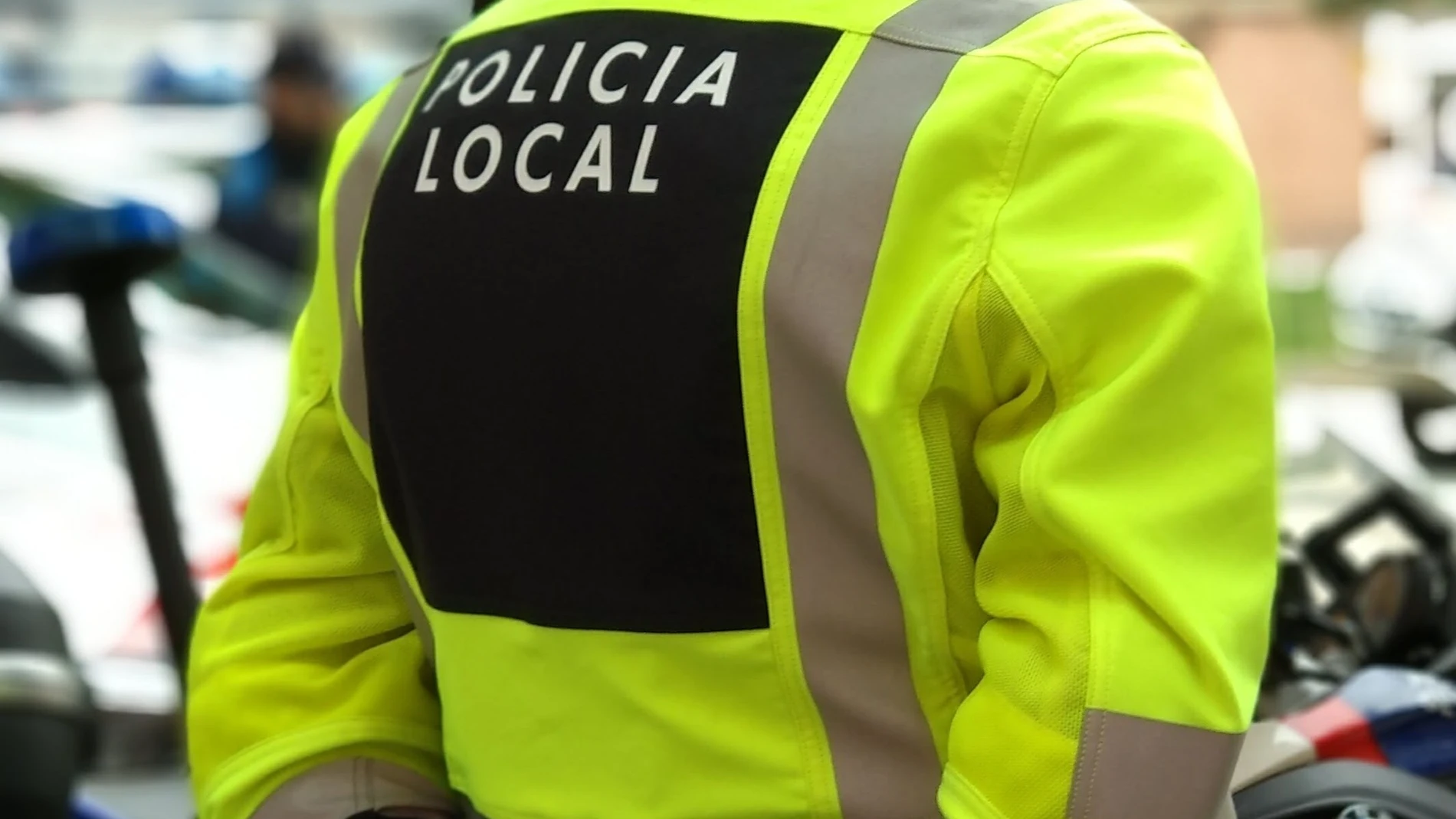 La policía irrumpe en una fiesta ilegal en un local con 40 personas en Murcia