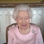 La reina Isabel II en un Zoom desde el Castillo de Windsor