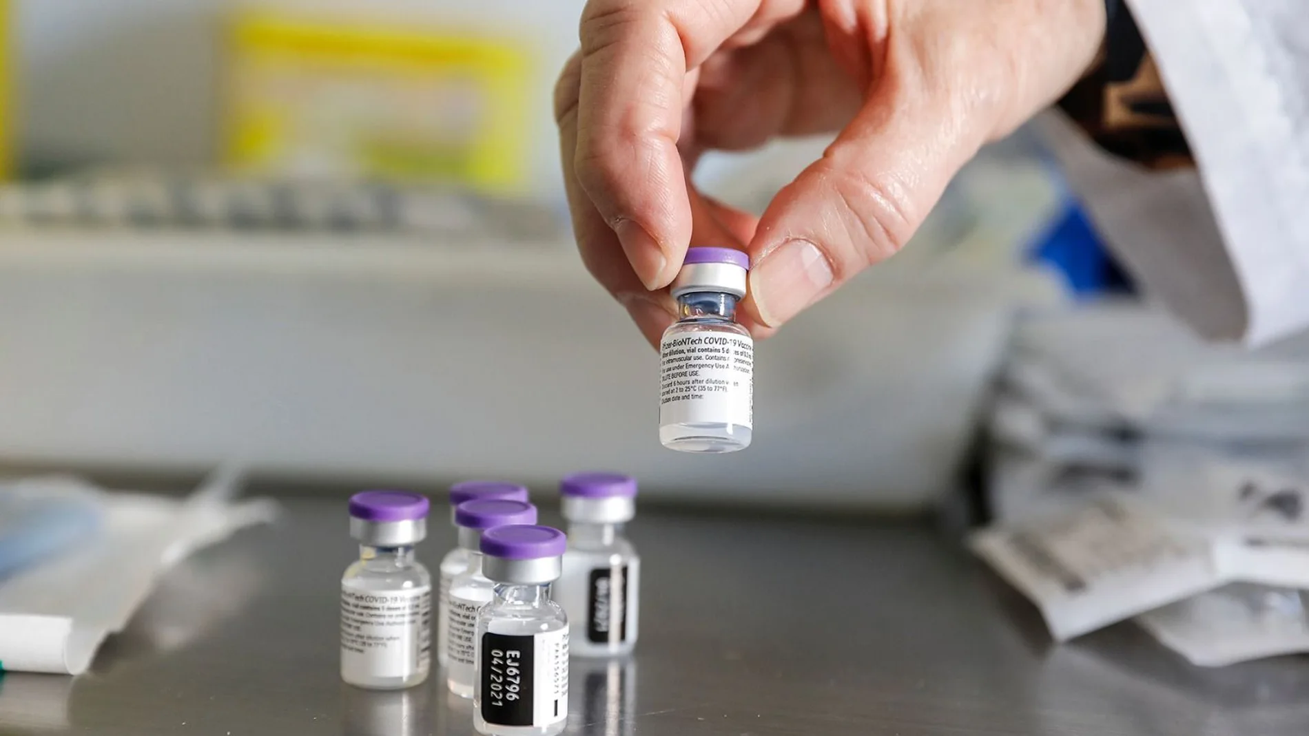 Las vacunas que se están utilizando en la Comunitat Valenciana son las de Pfizer-Biontech, Moderna y Astrazeneca
