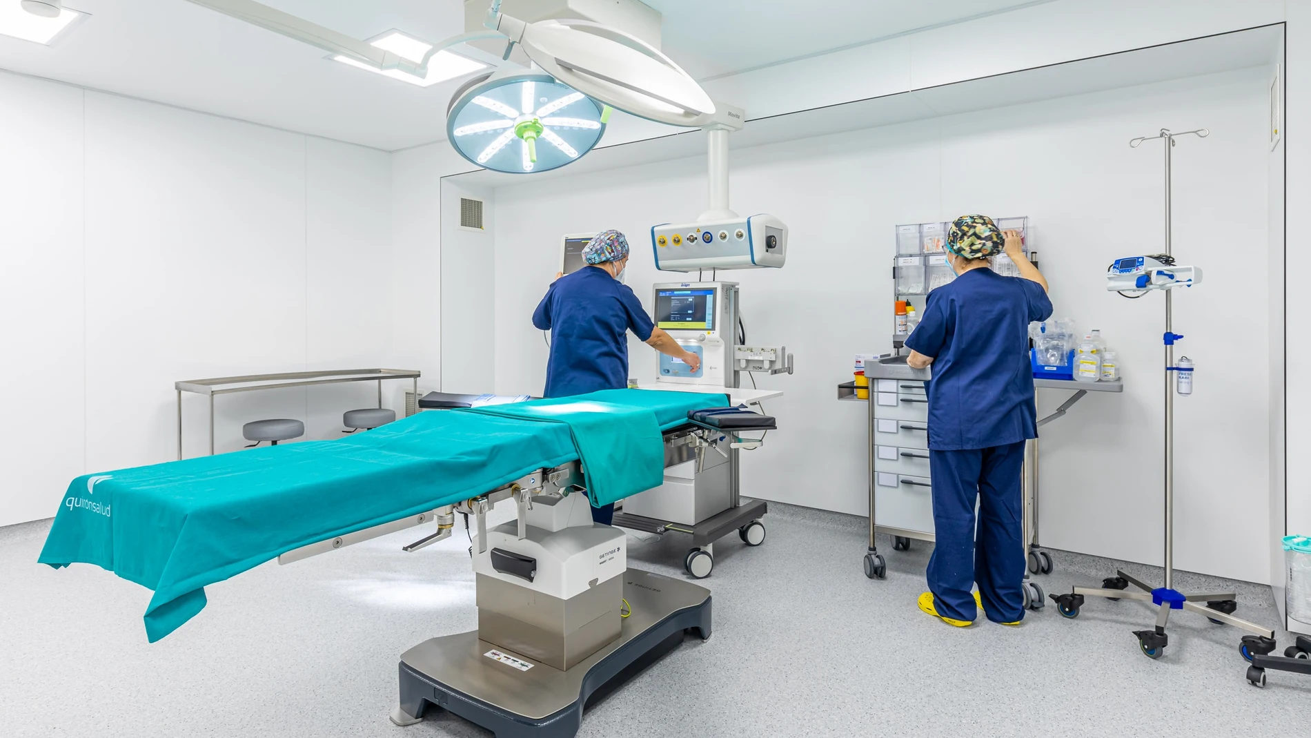 Un hospital público gallego aplica un tratamiento novedoso contra el párkinson