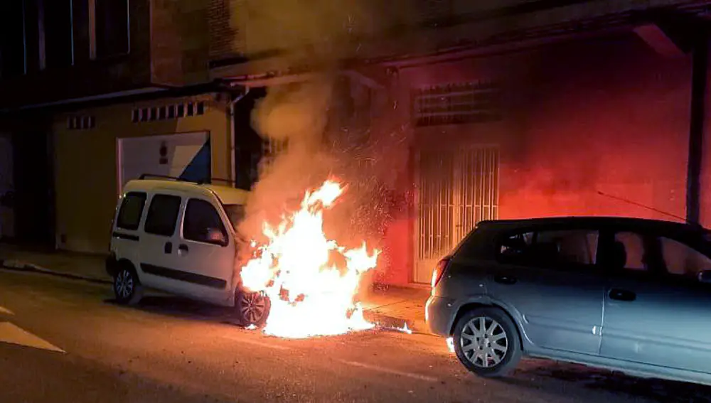 Incendio de uno de los vehículos