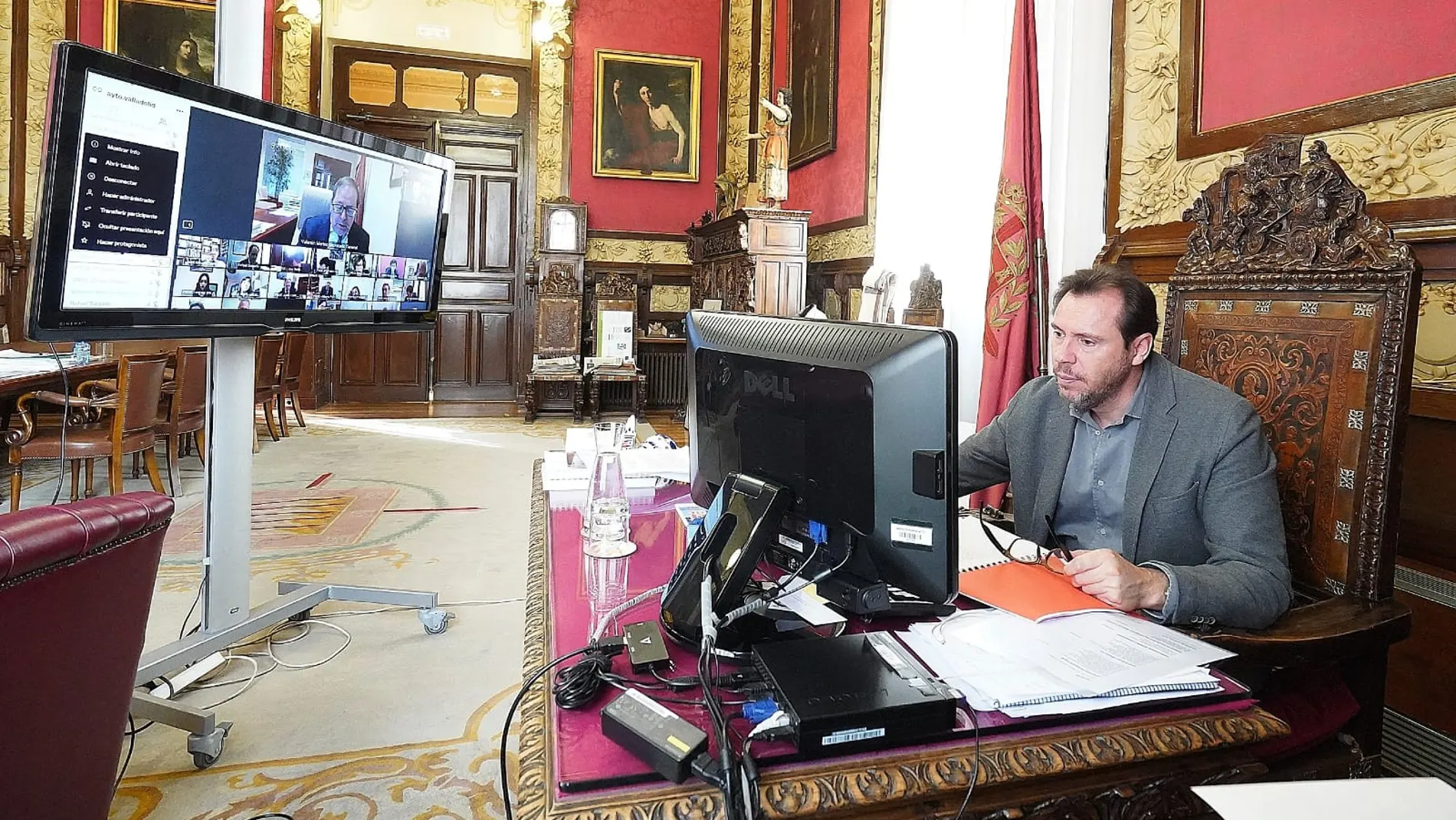 El alcalde de Valladolid, Óscar Puente, durante el Pleno del Ayuntamiento