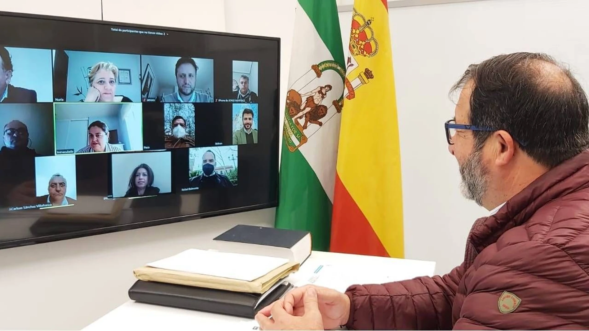 Juan Ávila en videoconferencia con secretarios de las agrupaciones de los distritos