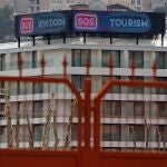Vista general de un hotel de Benidorm que permanece cerrado debido a las medidas sanitarias