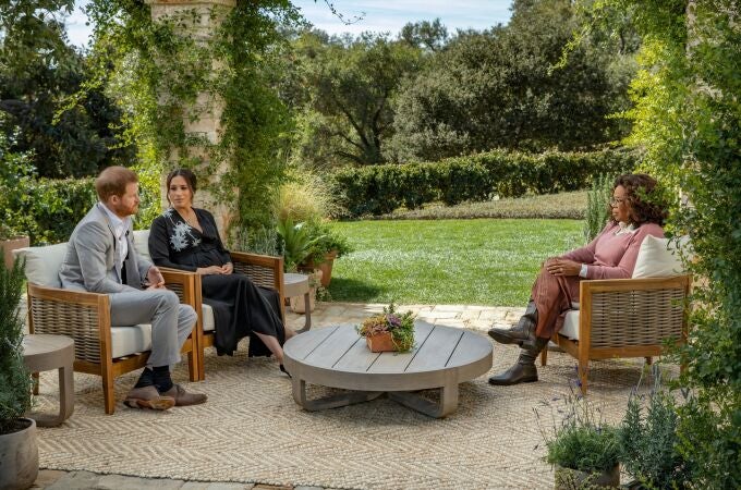 El príncipe Harry y Meghan Markle, entrevistados por Oprah Winfrey