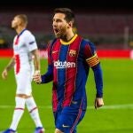 Messi celebra el gol que marcó al PSG en la ida. Después vendría el calvario: 1-4