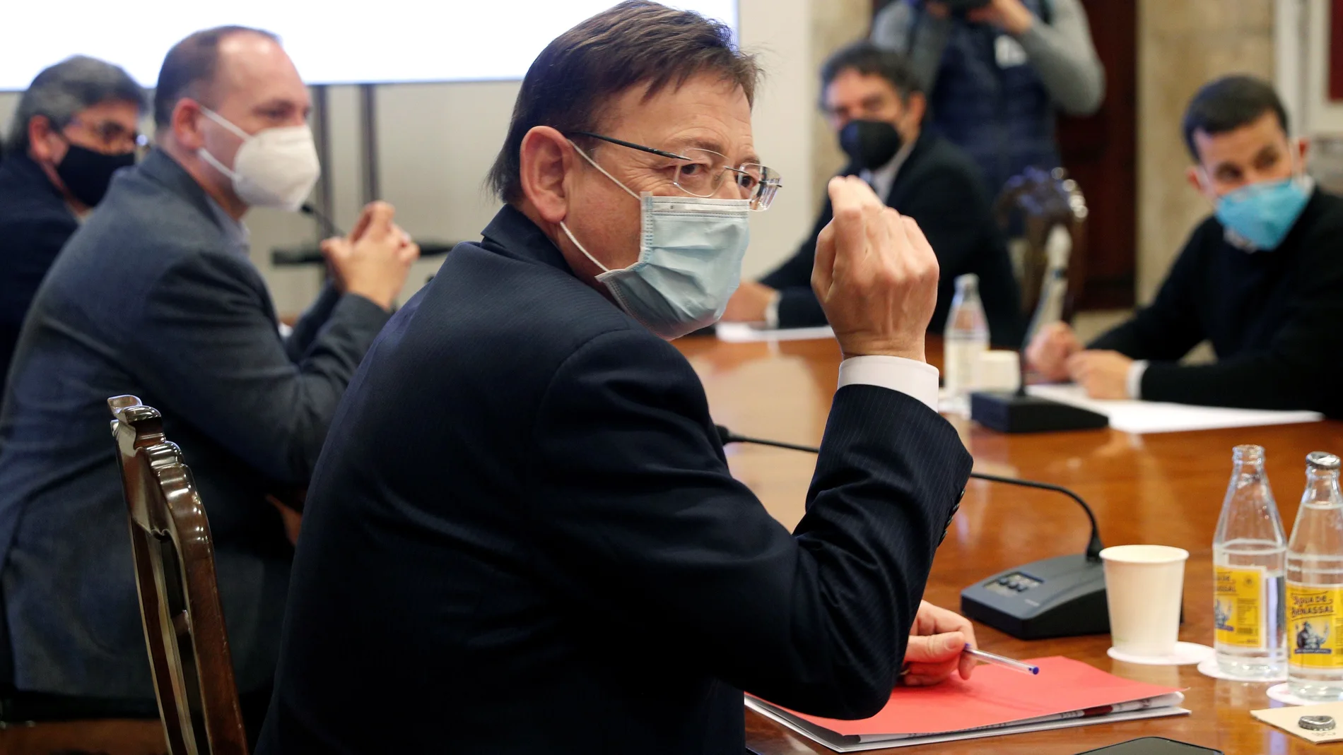 El presidente Puig se ha reunido con parte de su Gobierno para analizar la llegada de las ayudas económicas