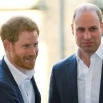 El príncipe Harry y el príncipe William se reencontrarán el próximo 1 de julio. REUTERS/Toby Melville/Pool/File Photo