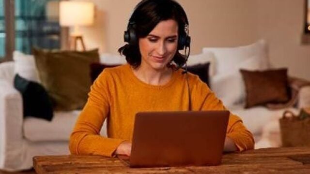 Casi tres millones de personas teletrabajan en España, el doble que antes de la pandemia