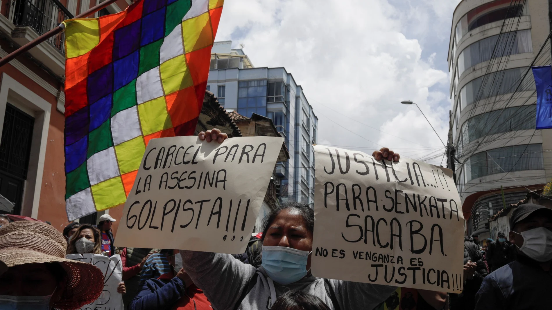 Manifestantes en La Paz contra la ex presidenta Jeanine Añez