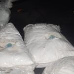 En el registro al chalet de uno de los presuntos traficantes se incautaron 20 kilos de cocaína