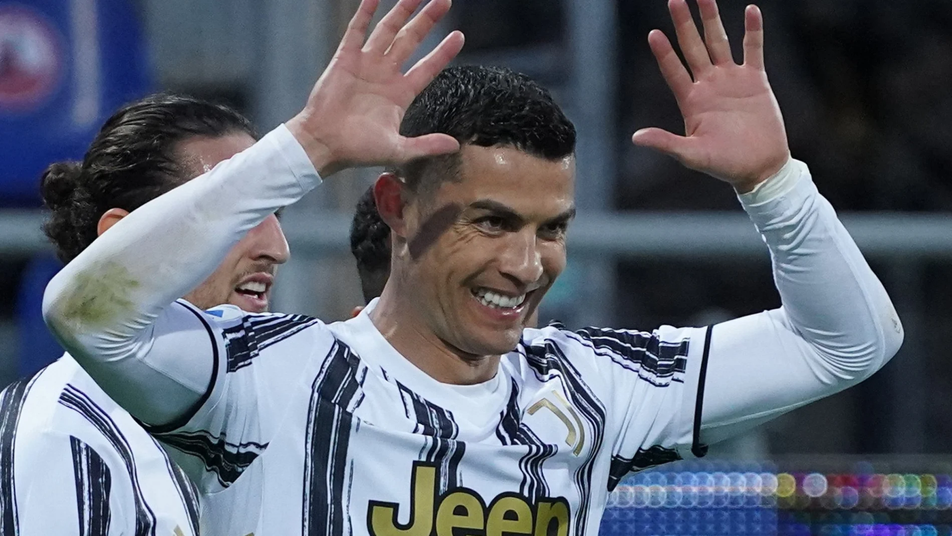 Cristiano Ronaldo marcó un hat-trick con la Juventus este domingo contra el Cagliari.