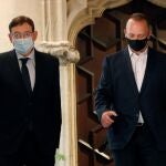 El president de la Generalitat, Ximo Puig, y el conseller de Vivienda, Rubén Martínez Dalmau (d) han presentado el Plan Renhata 2021, de ayudas a la rehabilitación, reforma de viviendas y accesibilidad