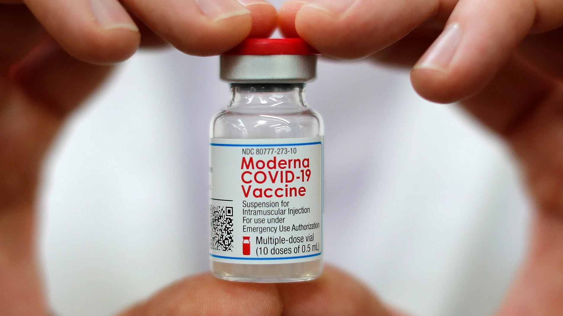 Vial de la vacuna de Moderna contra la covid-19